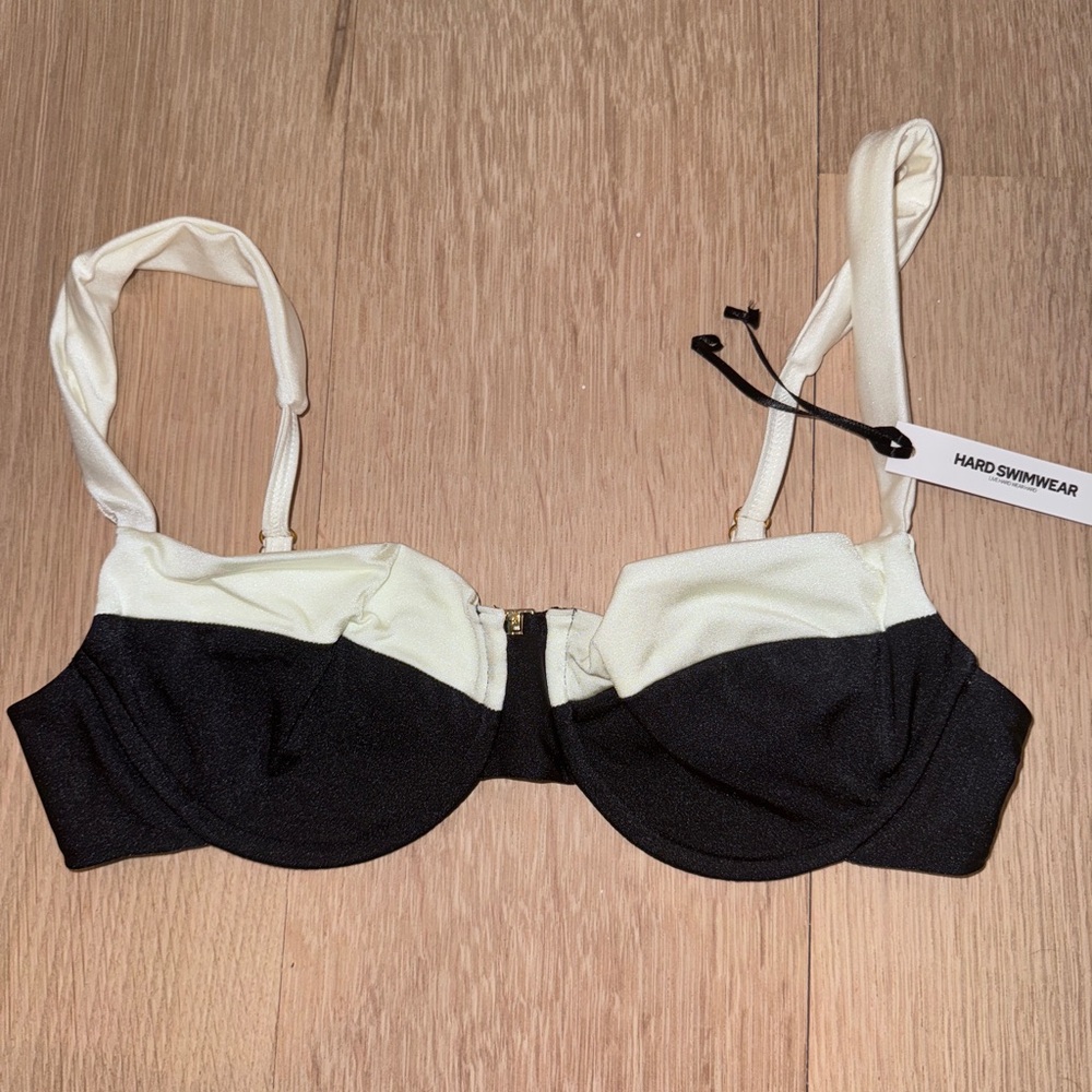 Hard Swimwear | Balconette top | Diva Noir